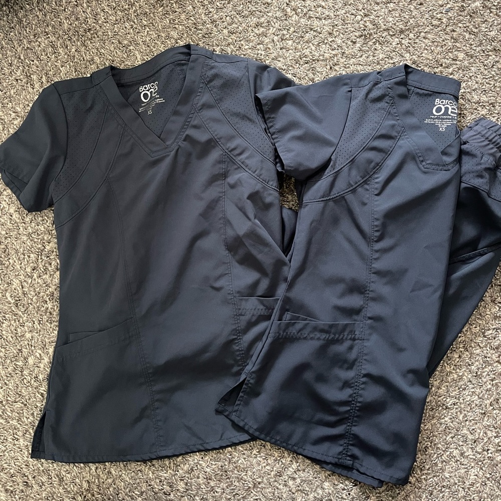 Barco One Scrub Bundle
